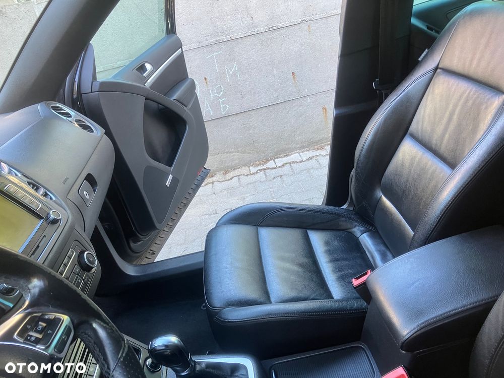 Volkswagen Tiguan 2.0 TSI 4Mot Perfectline R-Style DSG - 11