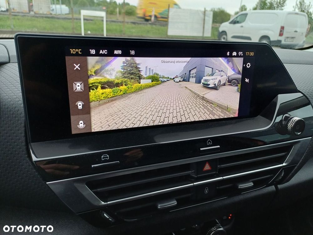 Citroën C4 1.2 PureTech Max S&S EAT8 - 19