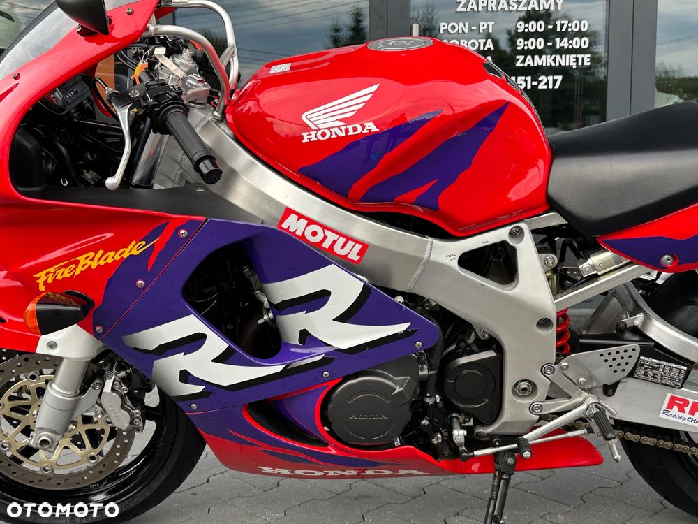 Honda CBR - 33