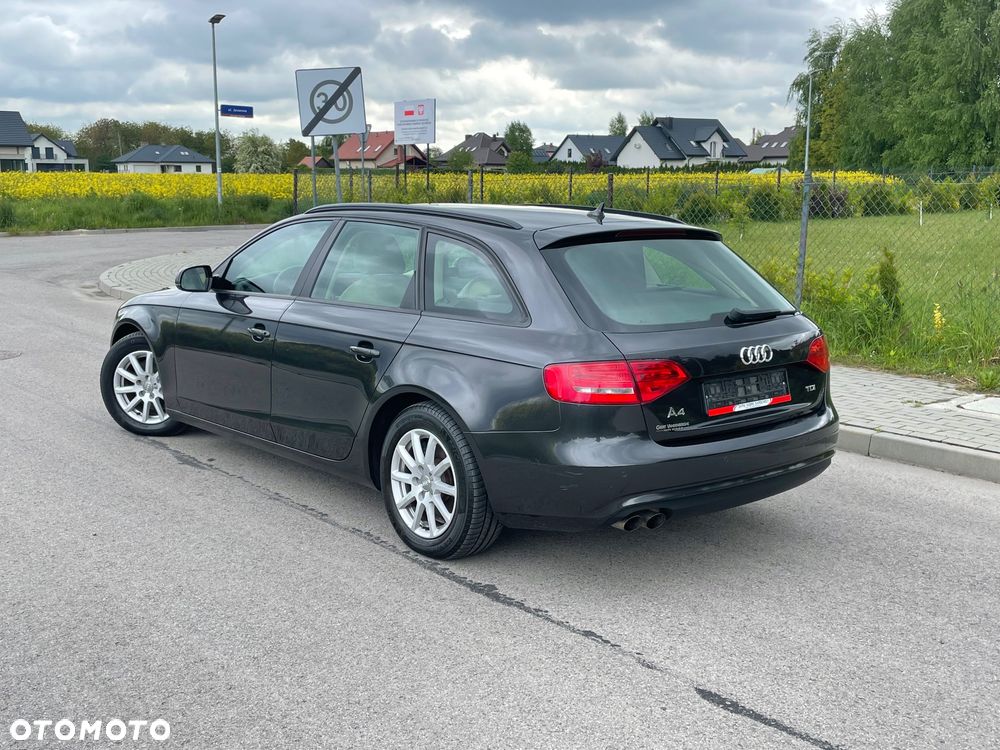 Audi A4 Avant - 22