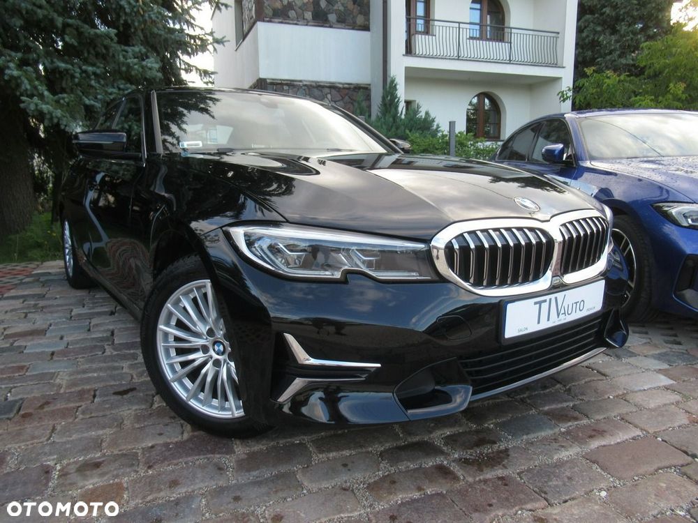 BMW Seria 3 320i Luxury Line - 1