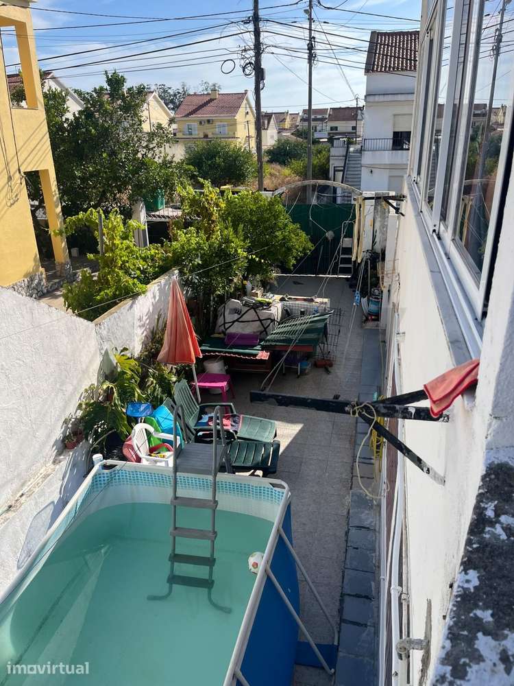 Moradia Tri-Familiar em Duplex T6 com garagem Box , terraço, varanda - Grande imagem: 4/24