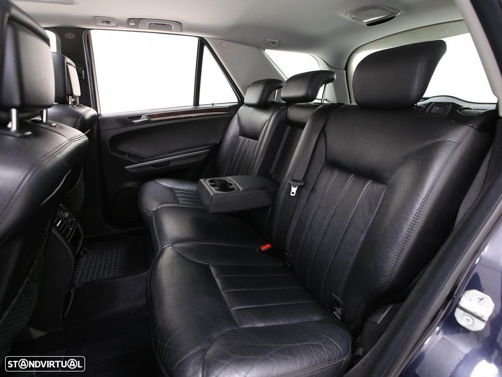 Mercedes-Benz ML 320 CDi - 10