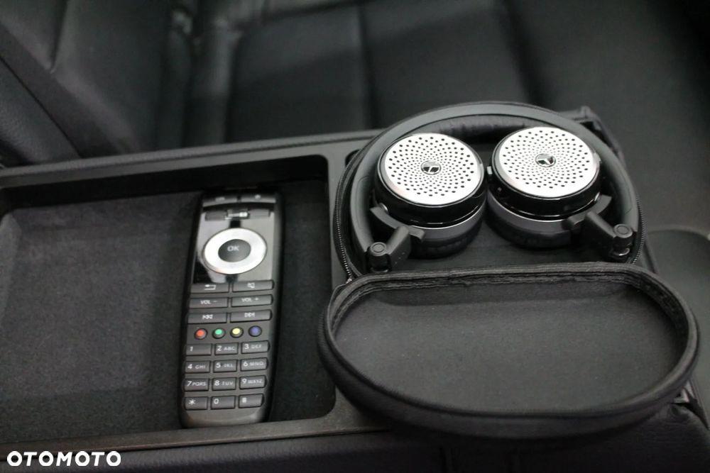 Mercedes-Benz Klasa E 300 T CDI DPF BlueEFFICIENCY 7G-TRONIC Avantgarde - 22