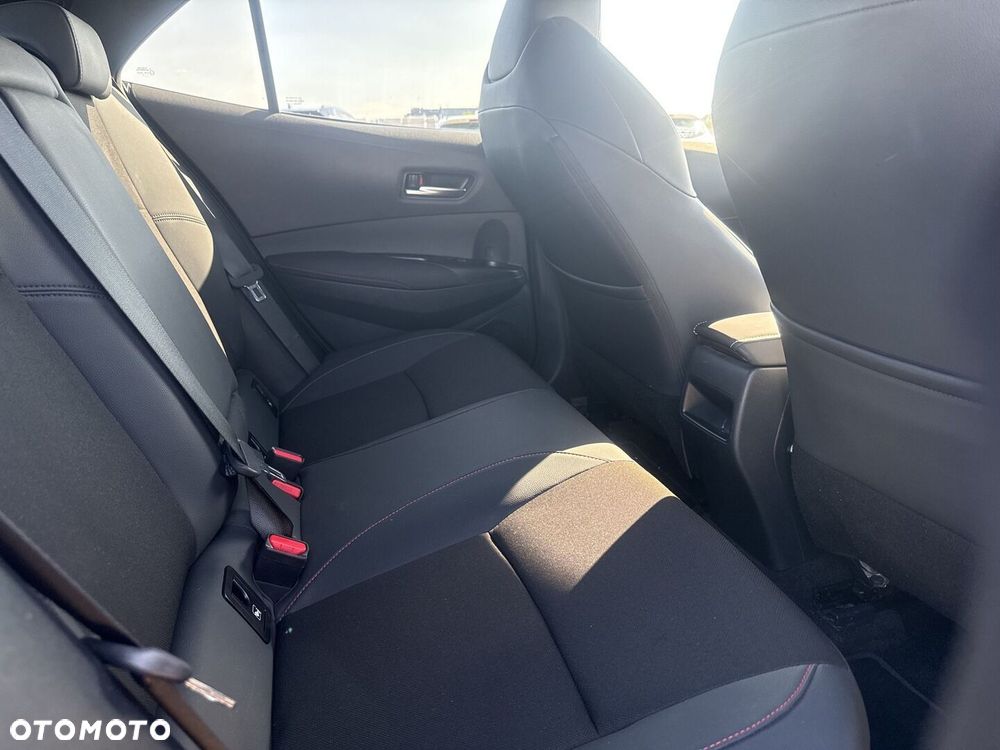 Toyota Corolla 1.8 Hybrid GR Sport - 11
