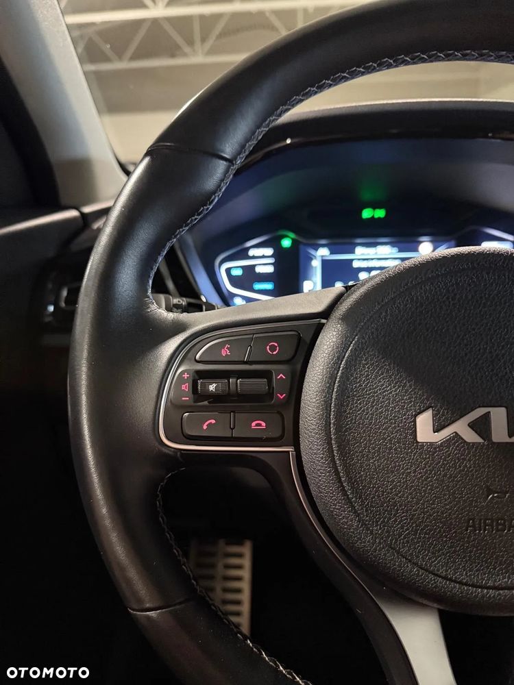 Kia Niro - 37