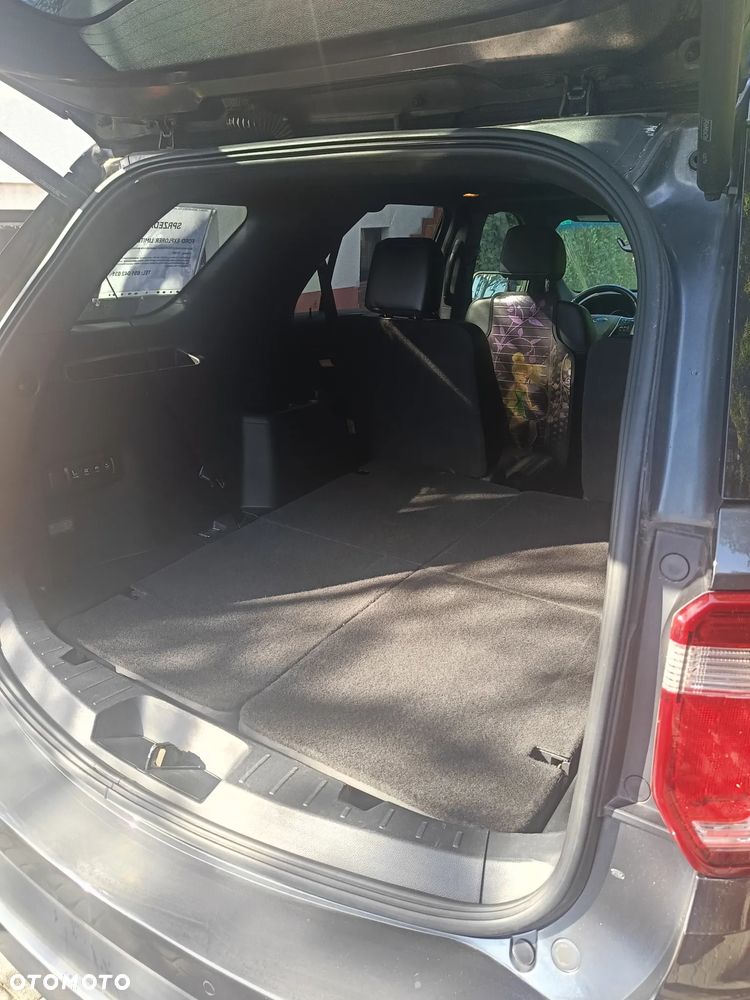 Ford Explorer - 14