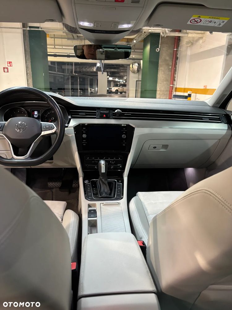 Volkswagen Passat 1.5 TSI EVO Elegance DSG - 10