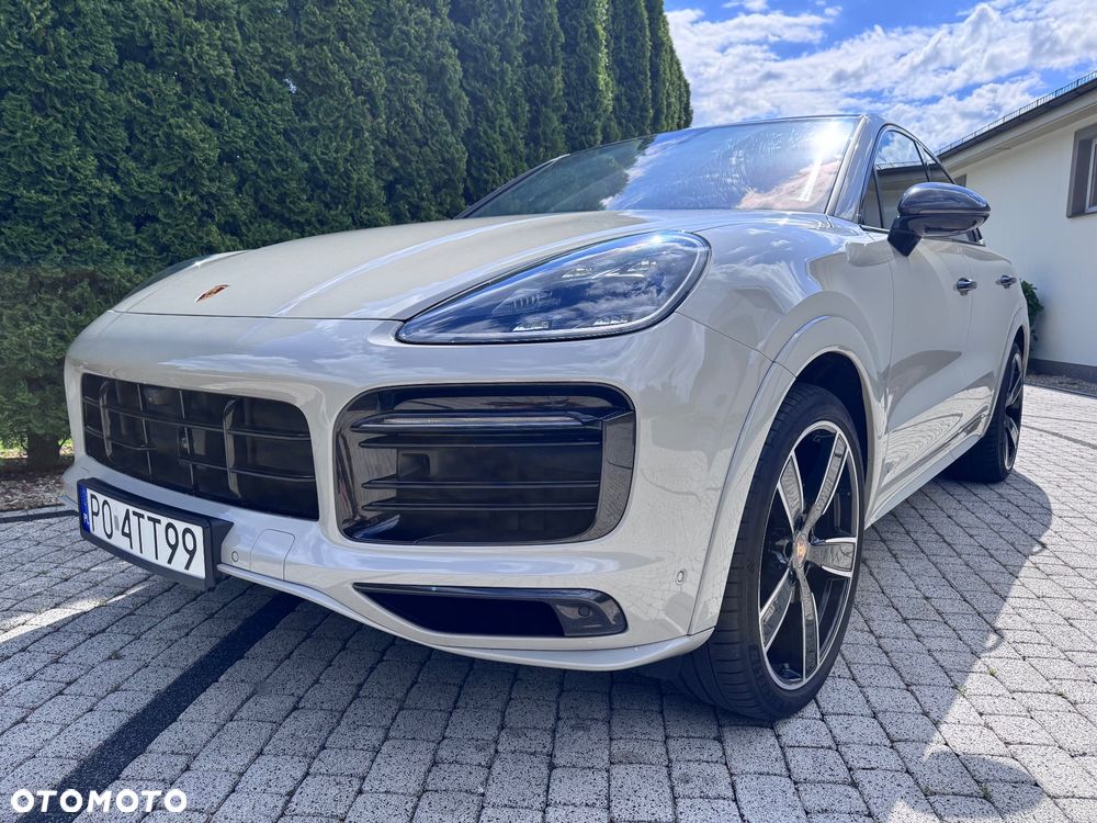 Porsche Cayenne - 4