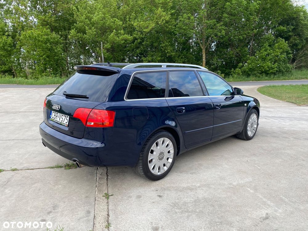 Audi A4 Avant - 16