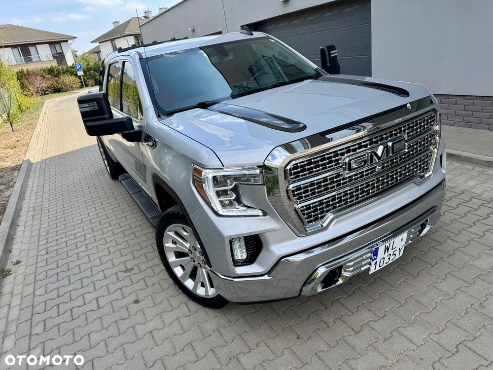 GMC Sierra - 4