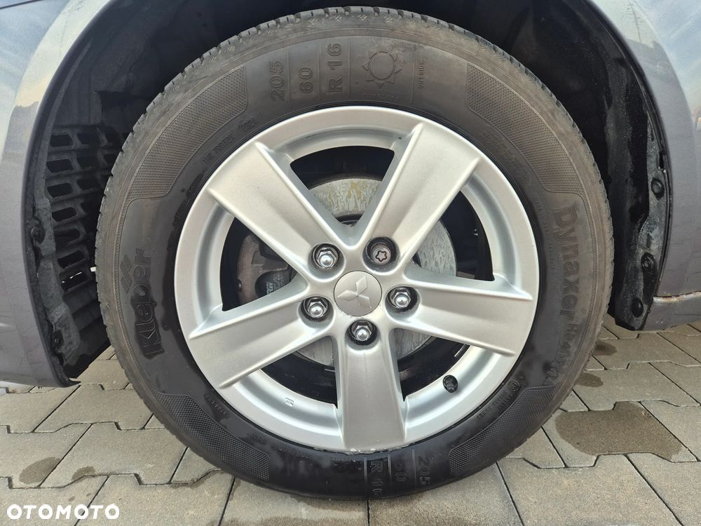 Mitsubishi Lancer 1.8 Inform - 19
