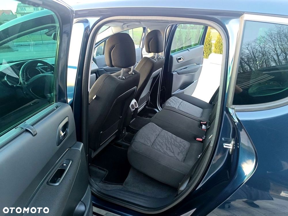 Peugeot 3008 2.0 HDi Allure - 8