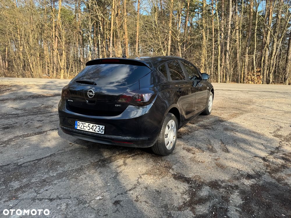 Opel Astra 1.7 CDTI - 4