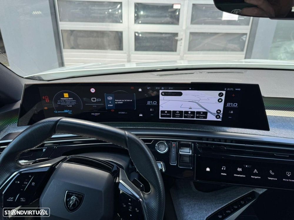 Peugeot E-3008 73 kWh GT - 3