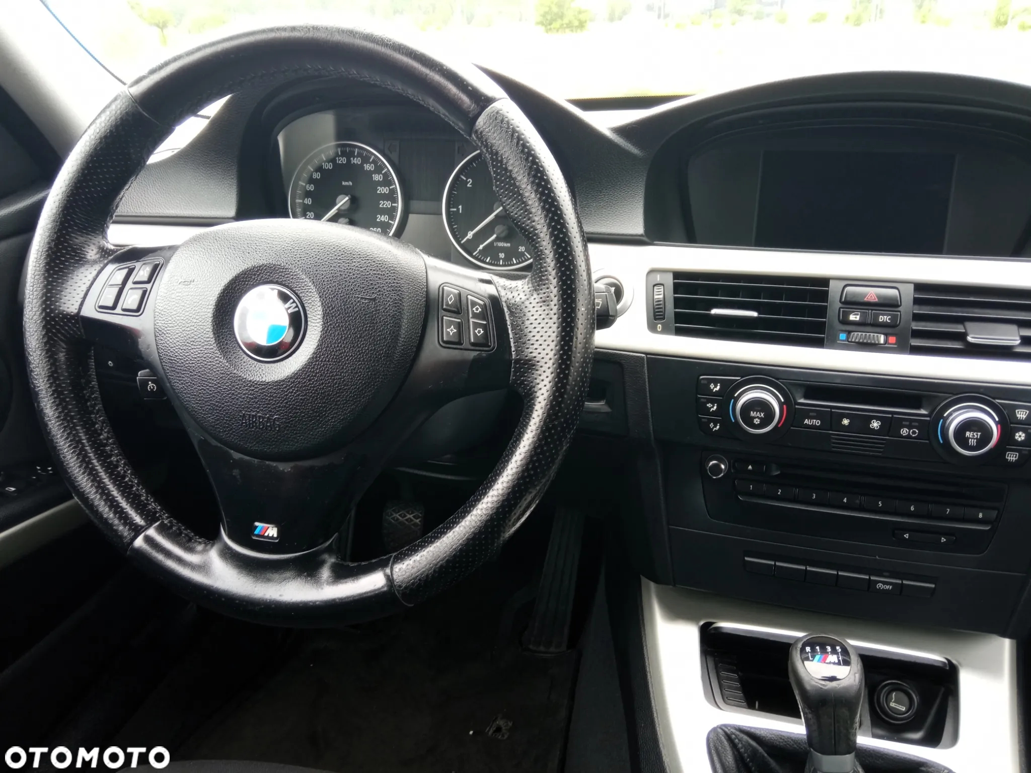 BMW Seria 3 318i Touring Edition Exclusive - 4