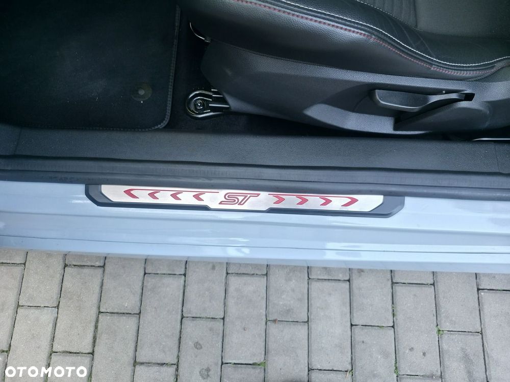 Ford Fiesta ST200 - 21