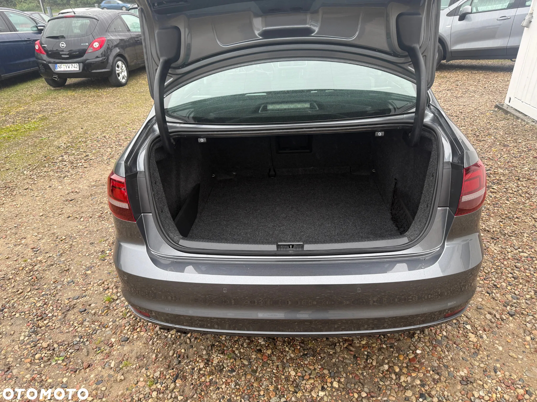 Volkswagen Jetta 2.0 TDI DPF BMT Comfortline - 17