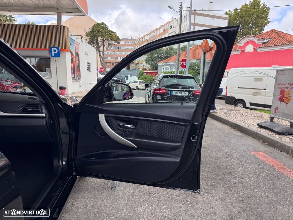 BMW 318 - 23