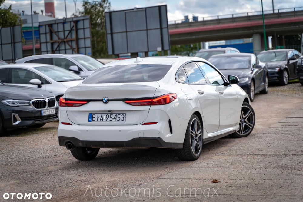 BMW Seria 2 218i - 8
