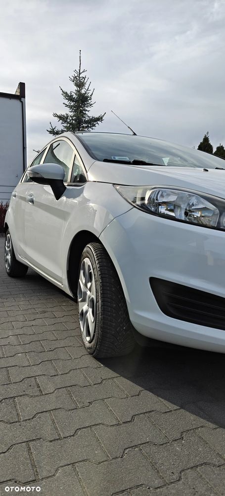 Ford Fiesta - 2
