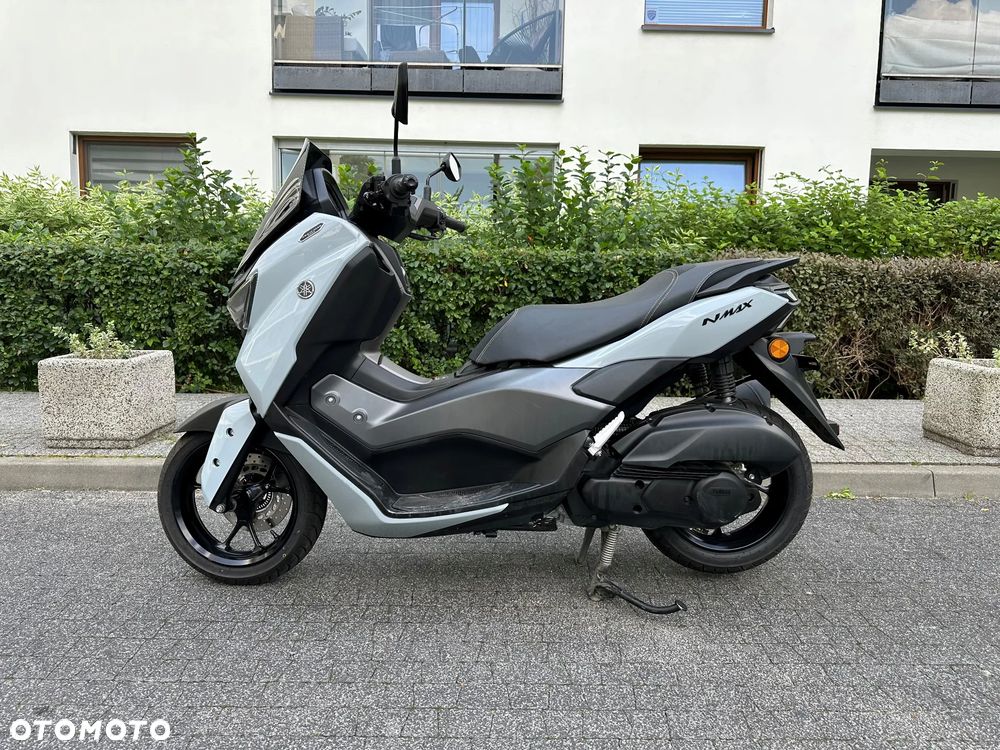 Yamaha NMAX - 3