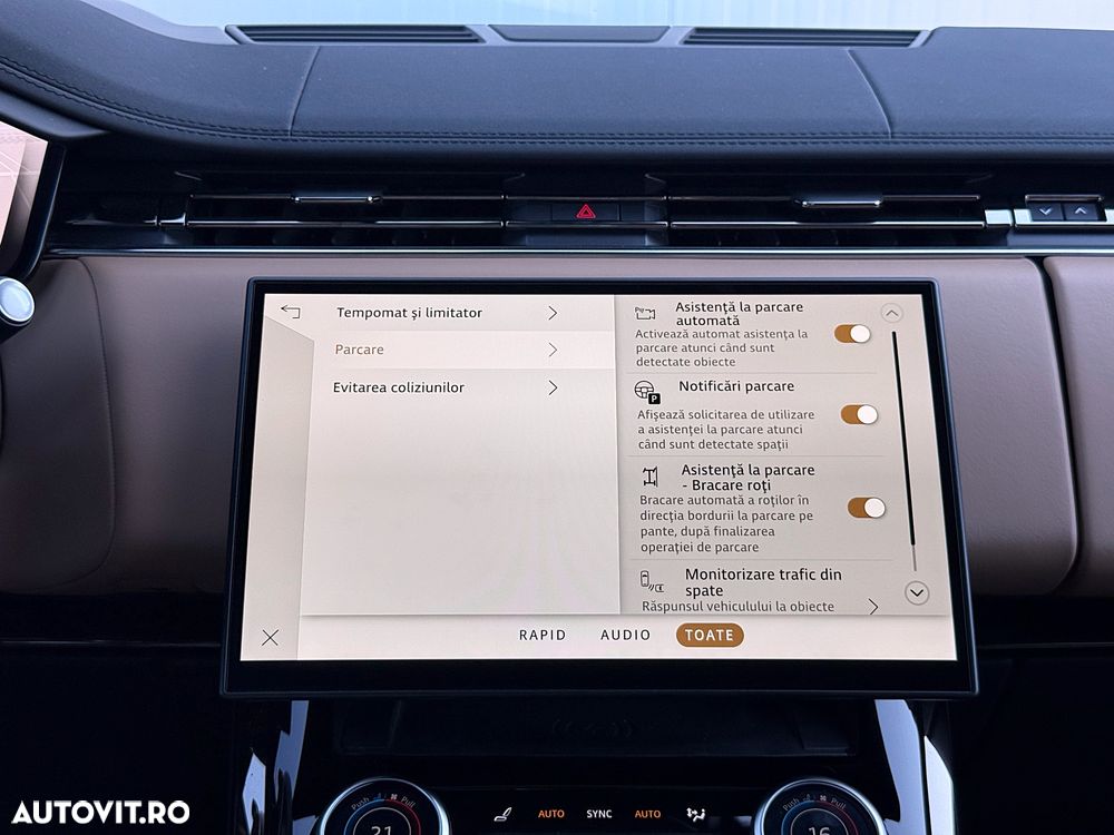 Land Rover Range Rover Sport 3.0 I6 D250 MHEV HSE Dynamic Stealth - 37