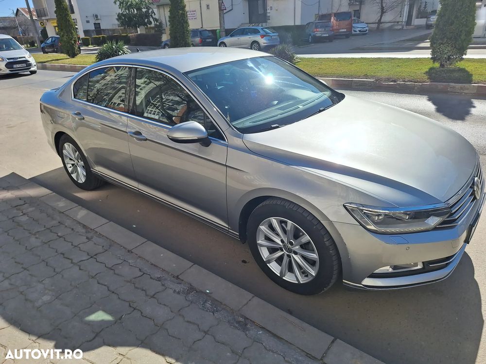 Volkswagen Passat - 2