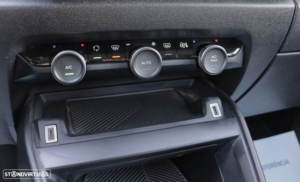 Citroën C4 1.2 PureTech Shine EAT8 - 24
