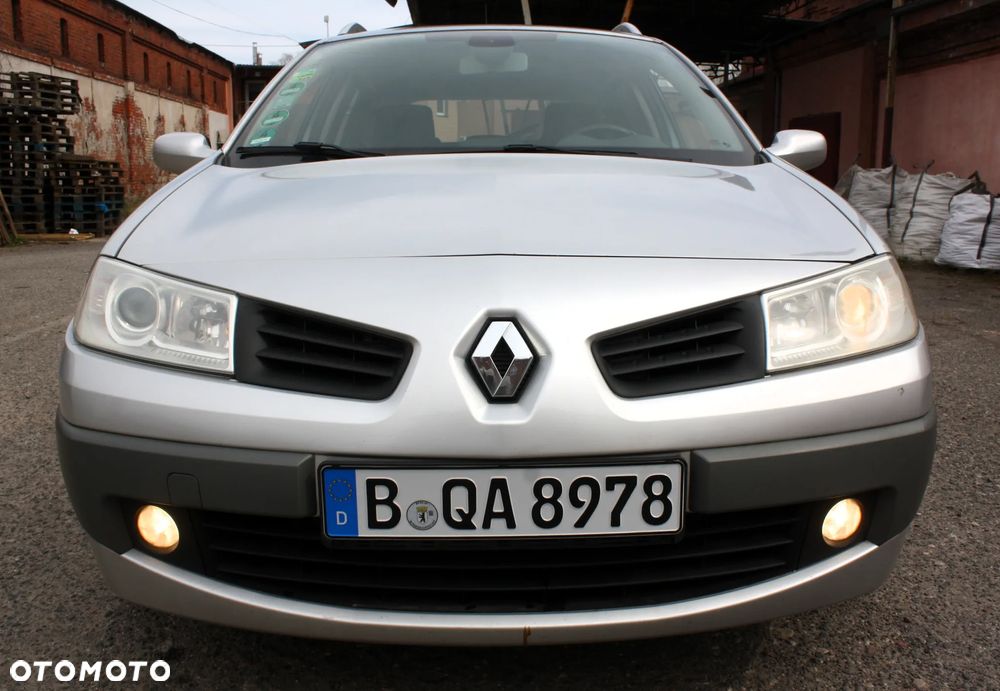 Renault Megane 1.5 dCi Privilege - 5