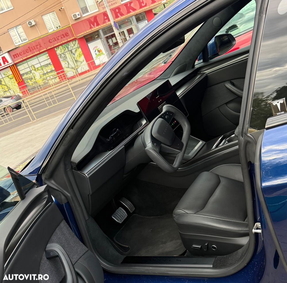 Tesla Model S Plaid - 5