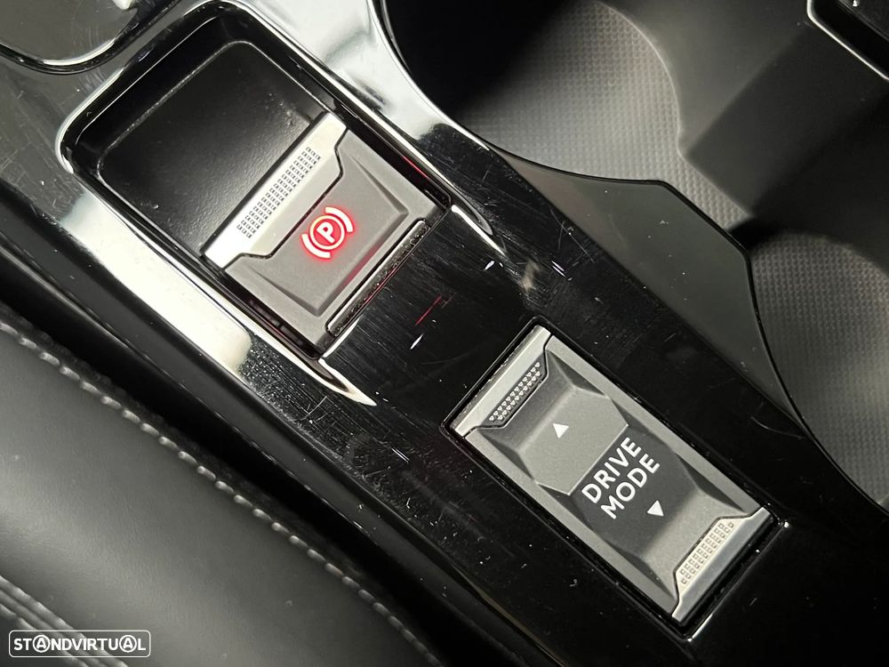Peugeot 208 PureTech 130 EAT8 GT Pack - 16