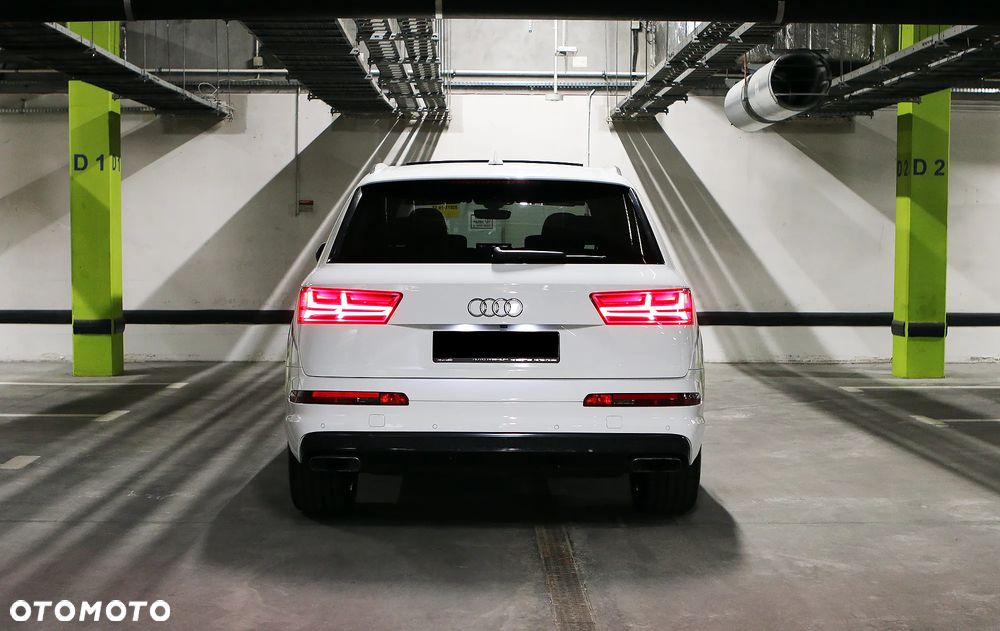 Audi Q7 - 16
