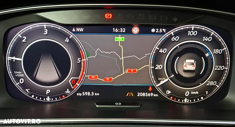 Volkswagen Golf Variant GTD 2.0 TDI SCR DSG - 35