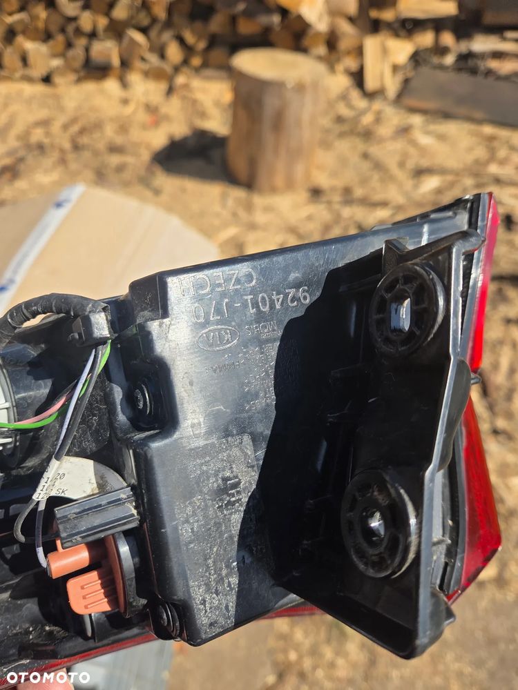 Lampa lewa lewy tył tylna Kia Ceed III 92401J7050 92401-J7050 92401-J70 - 16