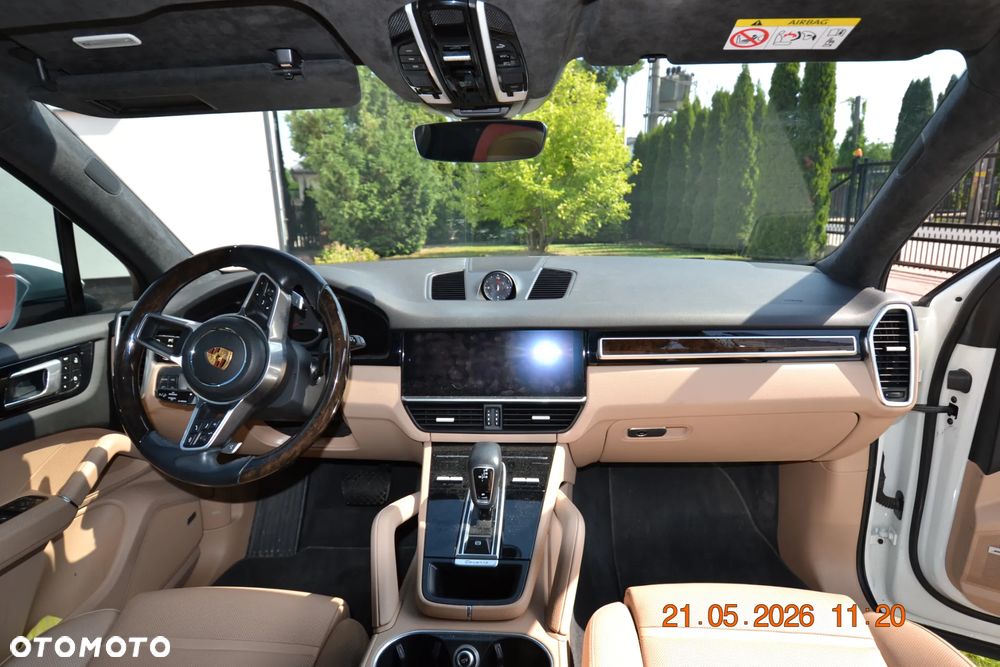 Porsche Cayenne Platinum Edition - 10