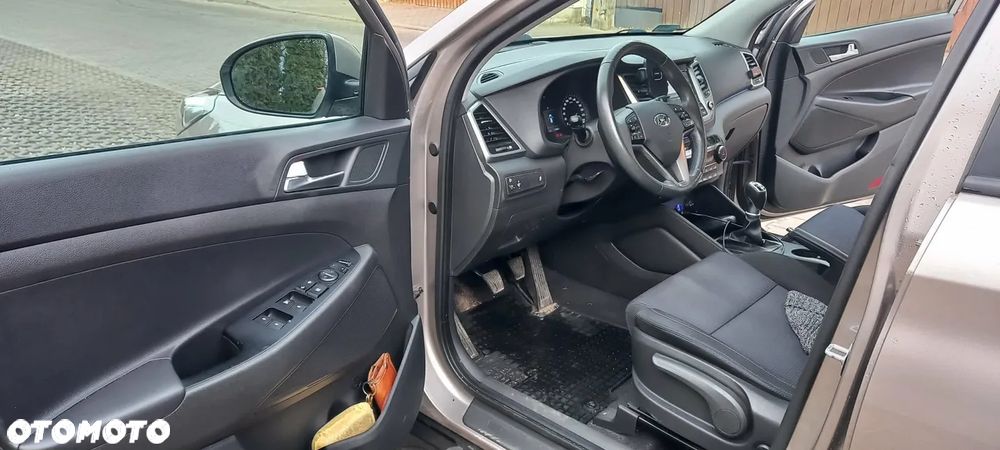 Hyundai Tucson 1.6 GDi Comfort 2WD - 10