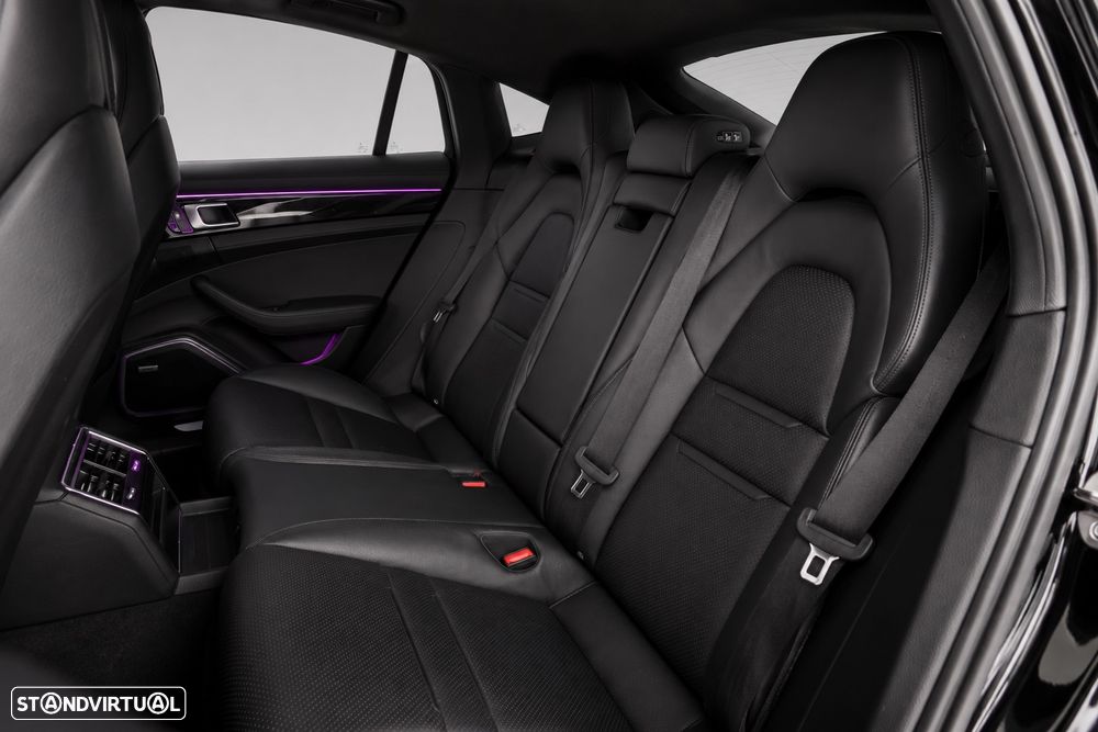 Porsche Panamera 4 E-Hybrid - 9