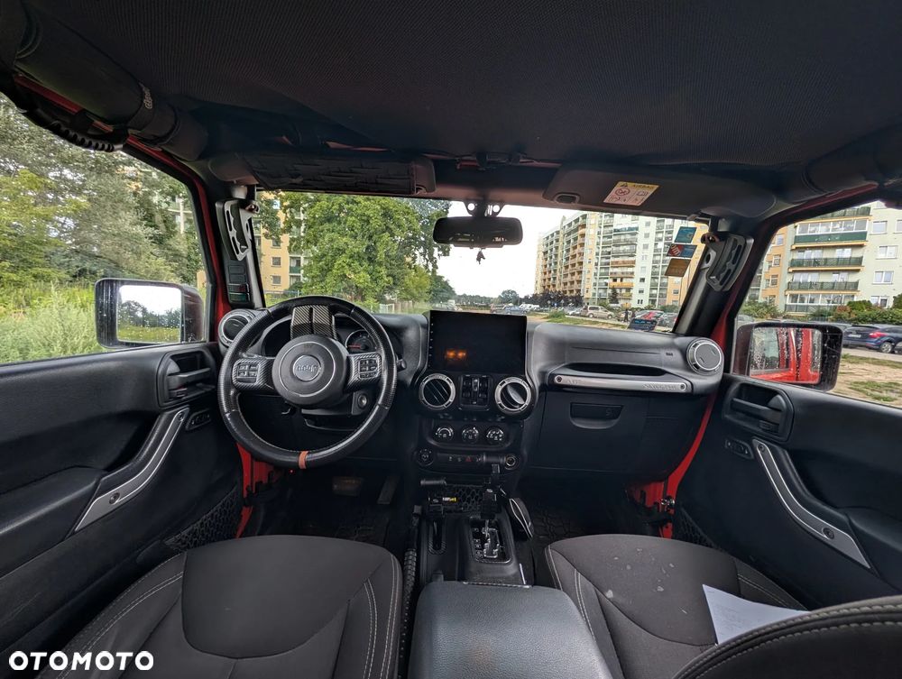 Jeep Wrangler 2.8 CRD Unlim Rubicon - 15