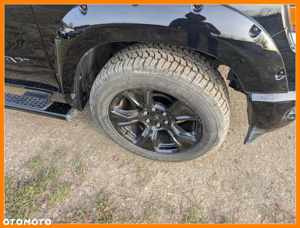 RAM 1500 Crew Cab Laramie - 12