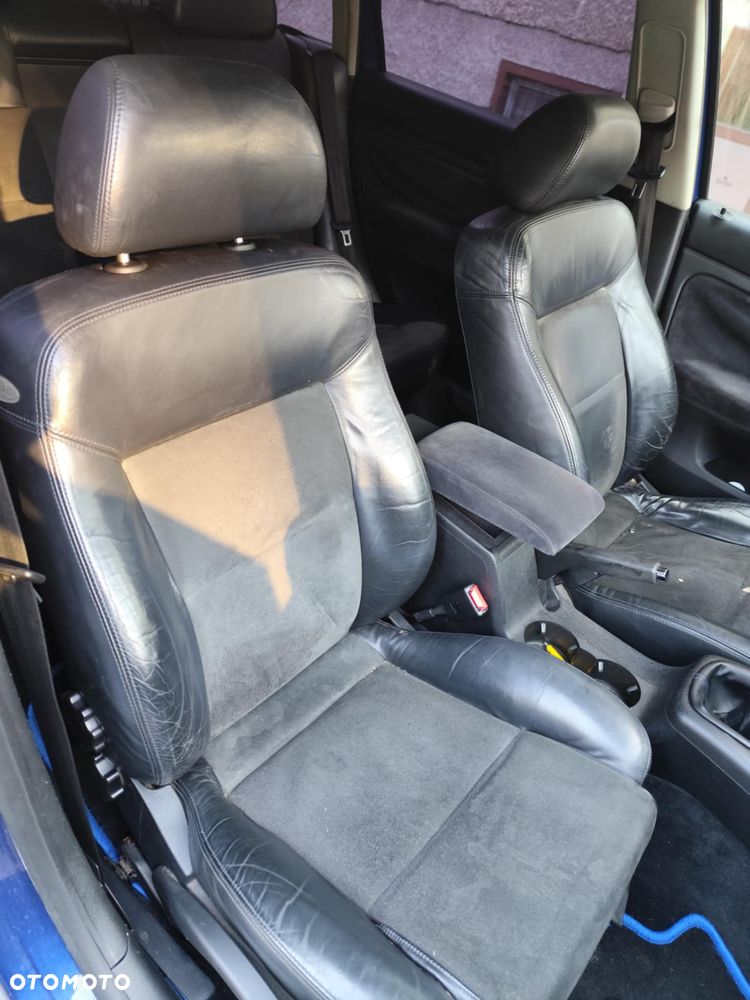 Volkswagen Passat 1.9 TDI Comfortline - 6