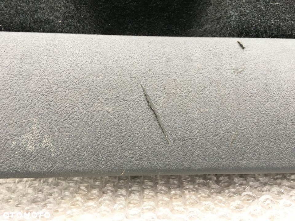 OSŁONA BAGAŻNIKA VW PASSAT B5 KOMBI 3B9867601 - 2