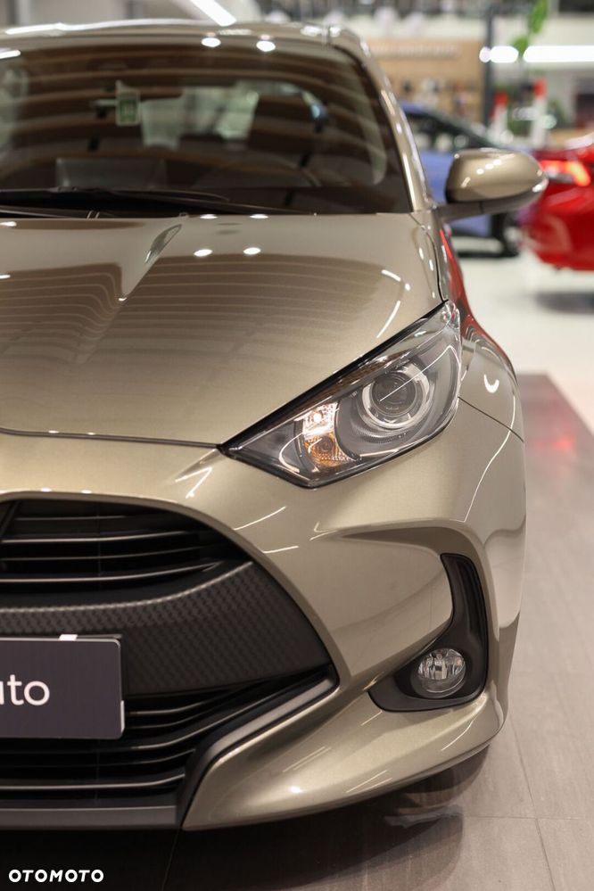 Toyota Yaris 1.5 Comfort - 12