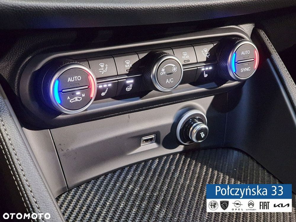 Alfa Romeo Stelvio - 21