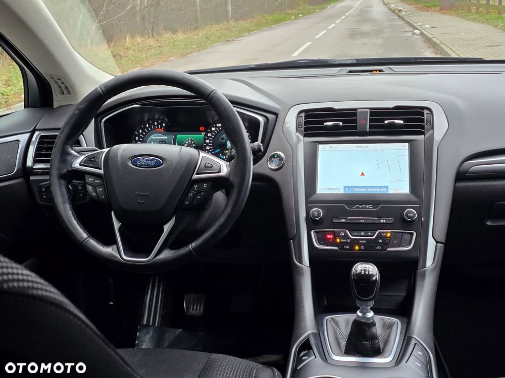 Ford Mondeo 2.0 EcoBlue Titanium - 25