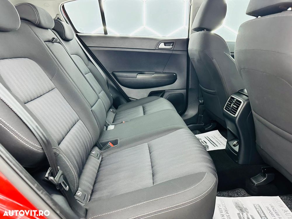 Kia Sportage 1.6 GDI 2WD Attract - 7