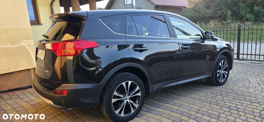 Toyota RAV4 2.0 D-4D Premium - 9