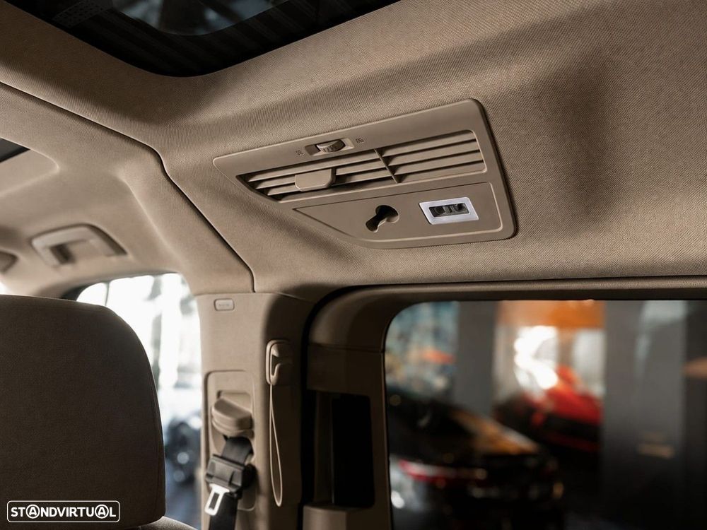 VW Multivan 2.0 TDI BM Comfortline DSG - 24