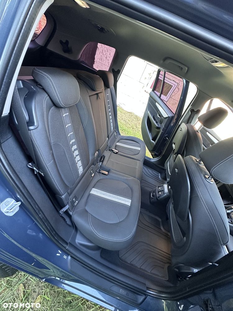 BMW Seria 2 218d Sport Line - 18