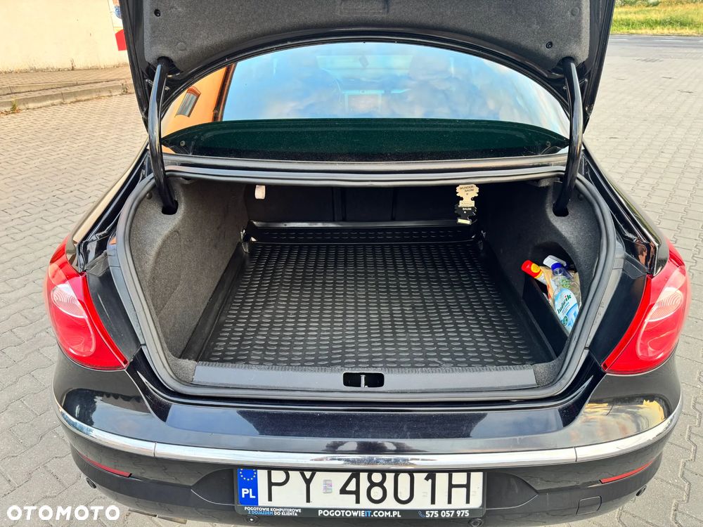 Volkswagen Passat CC - 12